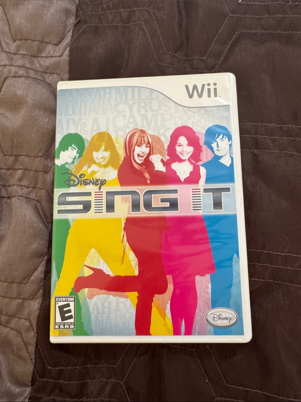Disney Sing It Wii Game - Green Yellow Red Pink Blue